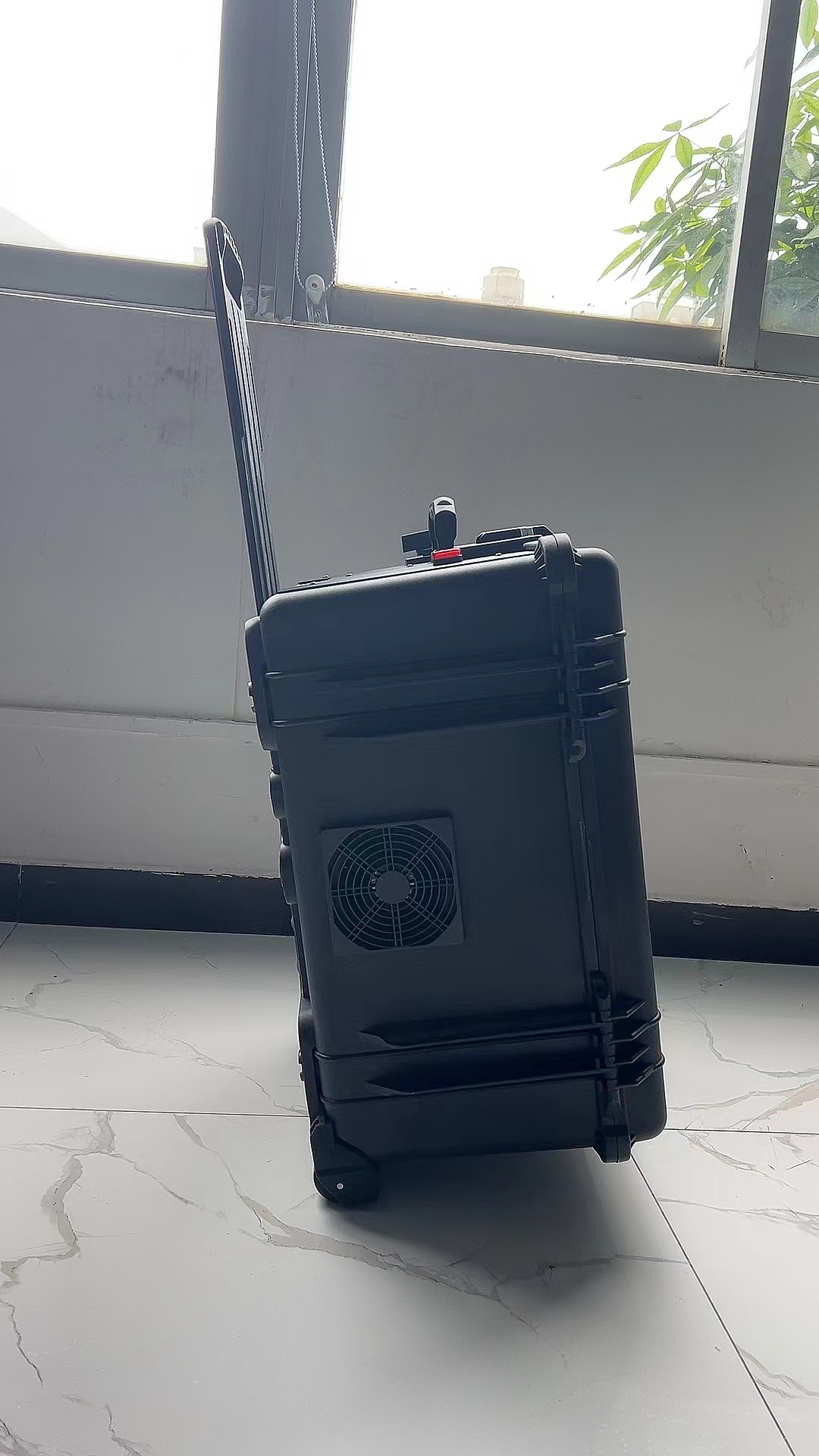 石首手拉箱型移动通信干扰器